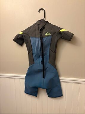 Quiksilver Kids One-Piece Shorty Wetsuit - Blue, Gray & Neon Yellow
